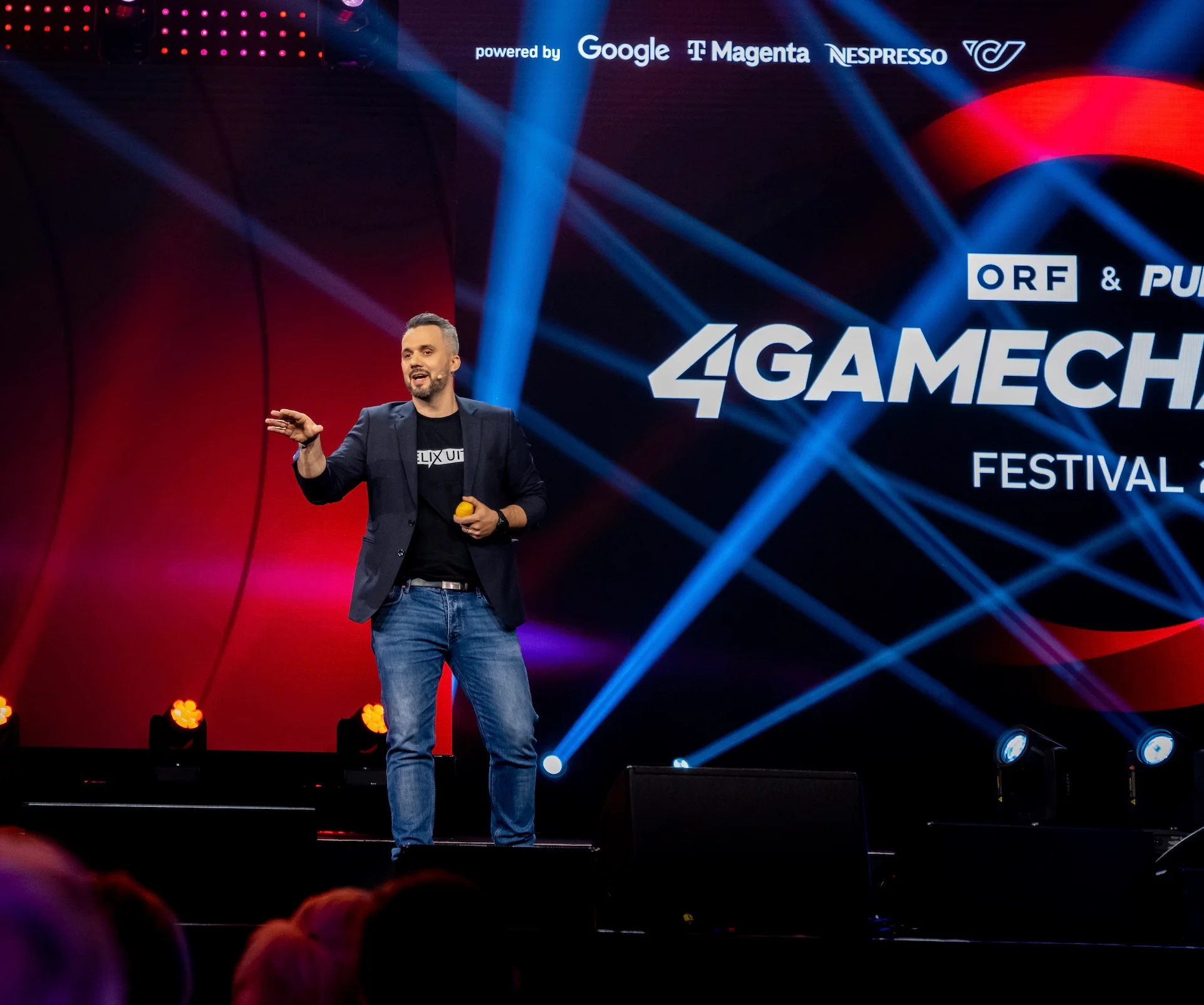 Felix Lenhard beim 4GameChangers Festival
